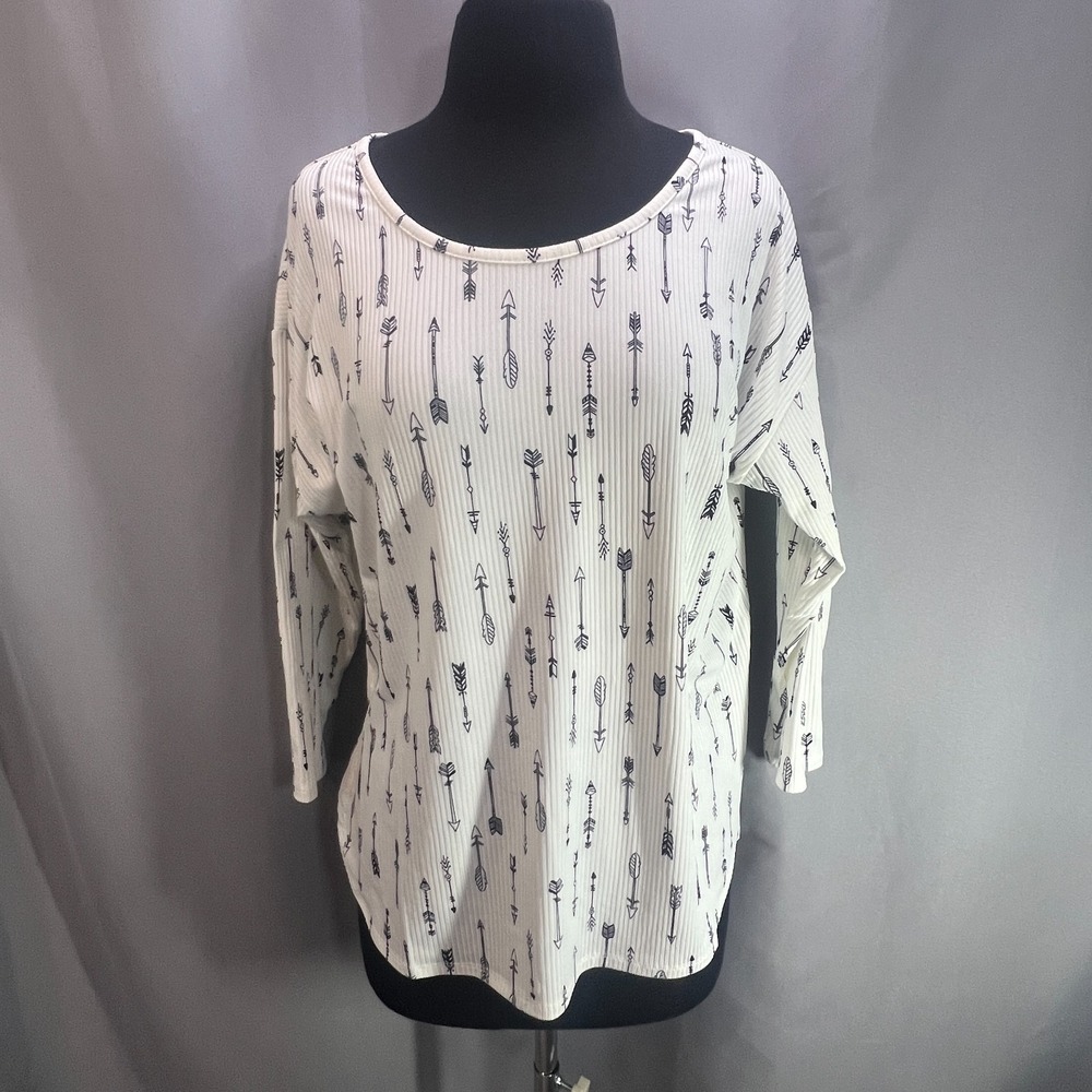 Above And Beyond Blouse Top Womens XL White Black Arrow Print 3/4 Sleeve Casual